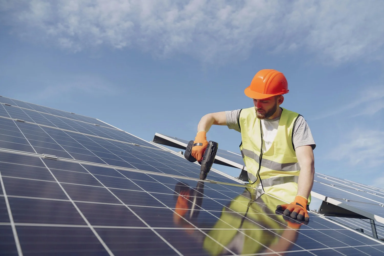 Energía solar para negocios e industrias: pásate a la sostenibilidad empresarial